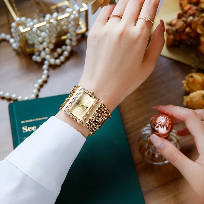 Hot Sale Fashion Wrist Watches For Women Square Bracelet Golden Women's Watches Diamond Women Quartz Watches Ladies Steel