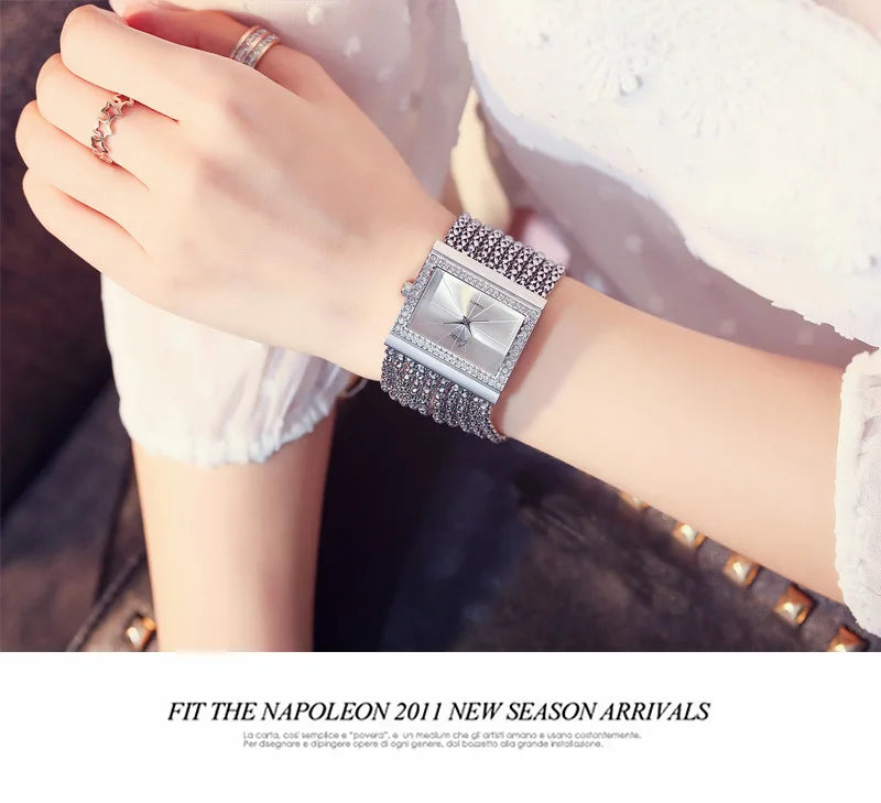 Hot Sale Fashion Wrist Watches For Women Square Bracelet Golden Women's Watches Diamond Women Quartz Watches Ladies Steel