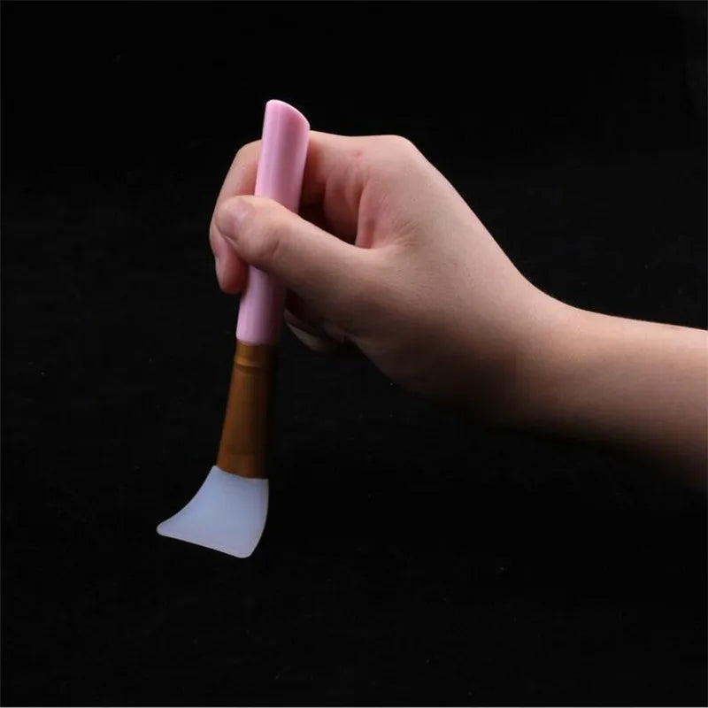 1pcs Face Mask Brush Silicone Facial Mask Mud Mixing Brushes 10 Color Soft Fashion Beauty Women Skin Face Care Makeup Tools