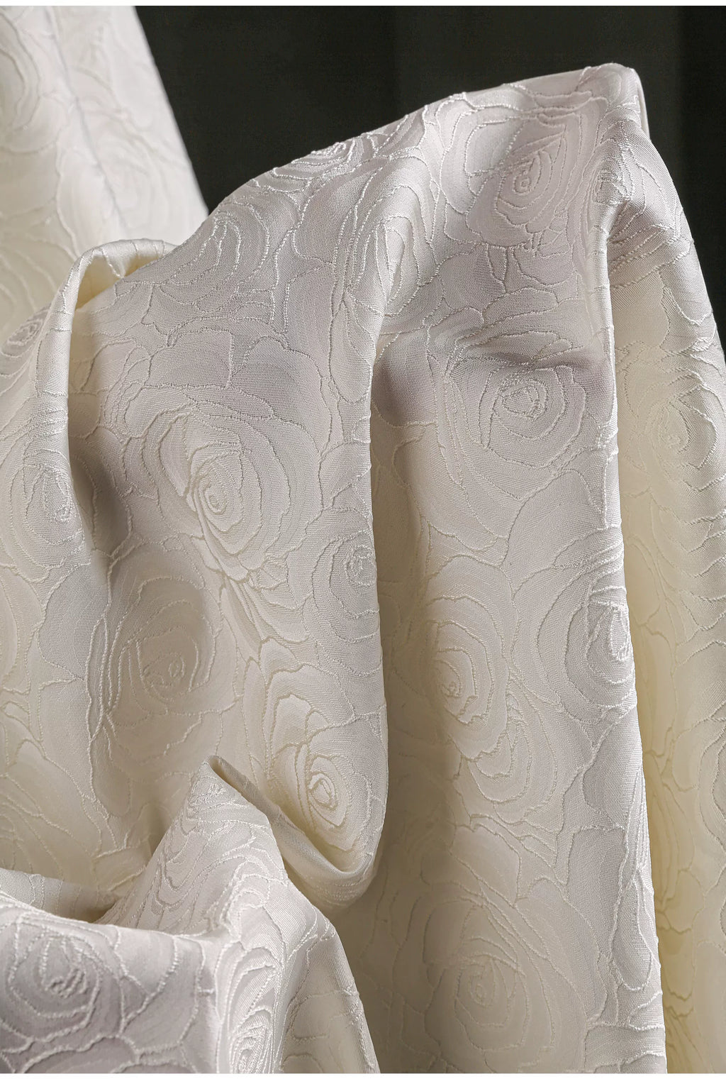 Jacquard Fabric White Large Rose Texture Windbreaker Dress Designer Cloth Diy Apaprel Sewing Meters Rayon Polyester Material