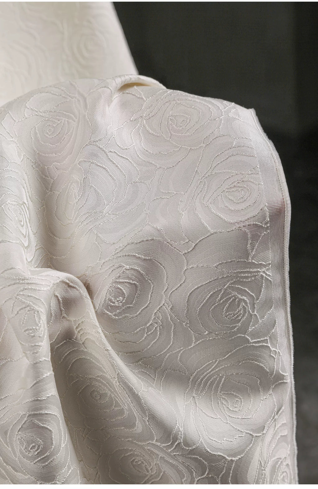 Jacquard Fabric White Large Rose Texture Windbreaker Dress Designer Cloth Diy Apaprel Sewing Meters Rayon Polyester Material