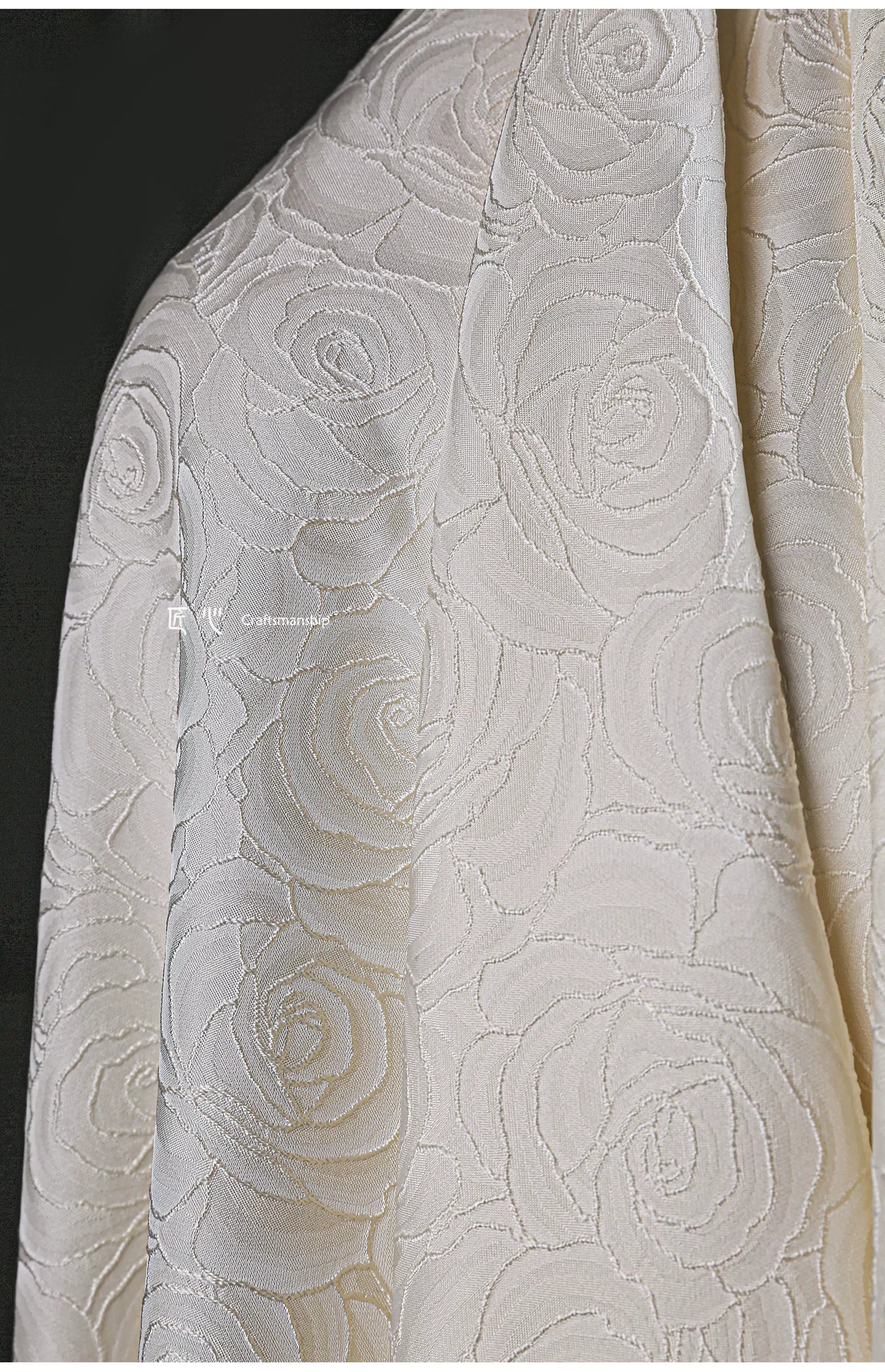 Jacquard Fabric White Large Rose Texture Windbreaker Dress Designer Cloth Diy Apaprel Sewing Meters Rayon Polyester Material