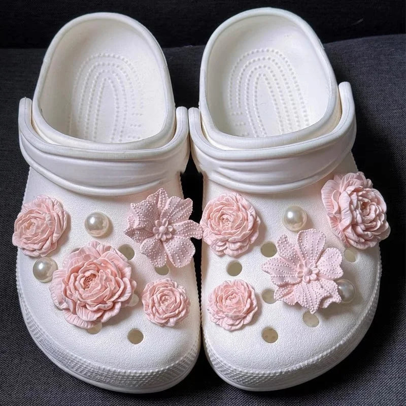 17pieces of fashionable shoe accessories: set of holes for shoe buckles, DIY new Flower Mountain Camellia 3D flower shoe adornm