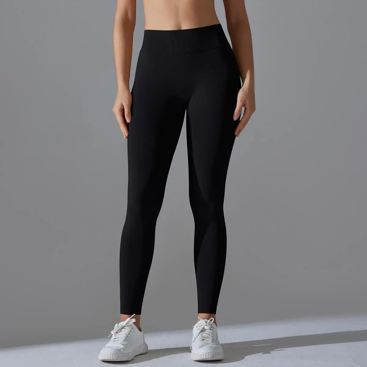 Outdoor Seamless Sports Leggings High Waist Quick-drying Yoga Running Fitness Pants Women's Peach Hip-lifting Leggings Sports