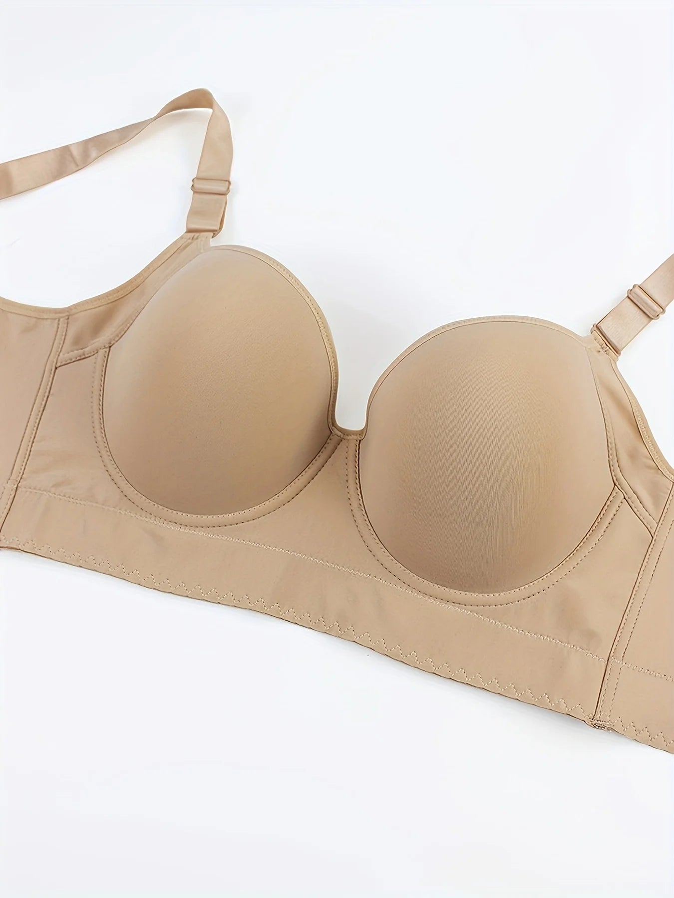 European size of underwear  with steel rims, gathered together to prevent sagging, sporty and beautiful back, deep V-bra