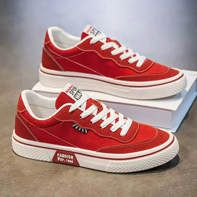 New spring outdoor sports skateboard shoes, lightweight and comfortable, with multiple colors to choose from. Large size, suitab