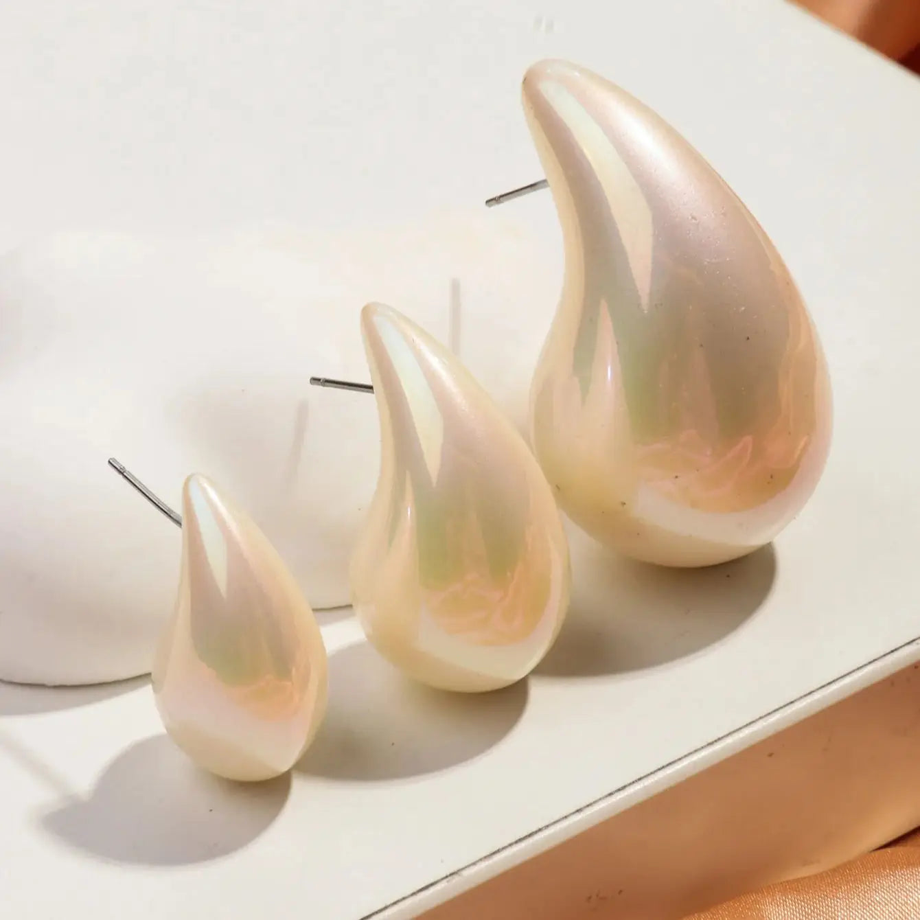 Trendy Acrylic Imitation Pearl Chunky  Dupes Waterdrop Earrings for Women Teardrop Dome Earrings 2024 Luxury Jewelry Gifts