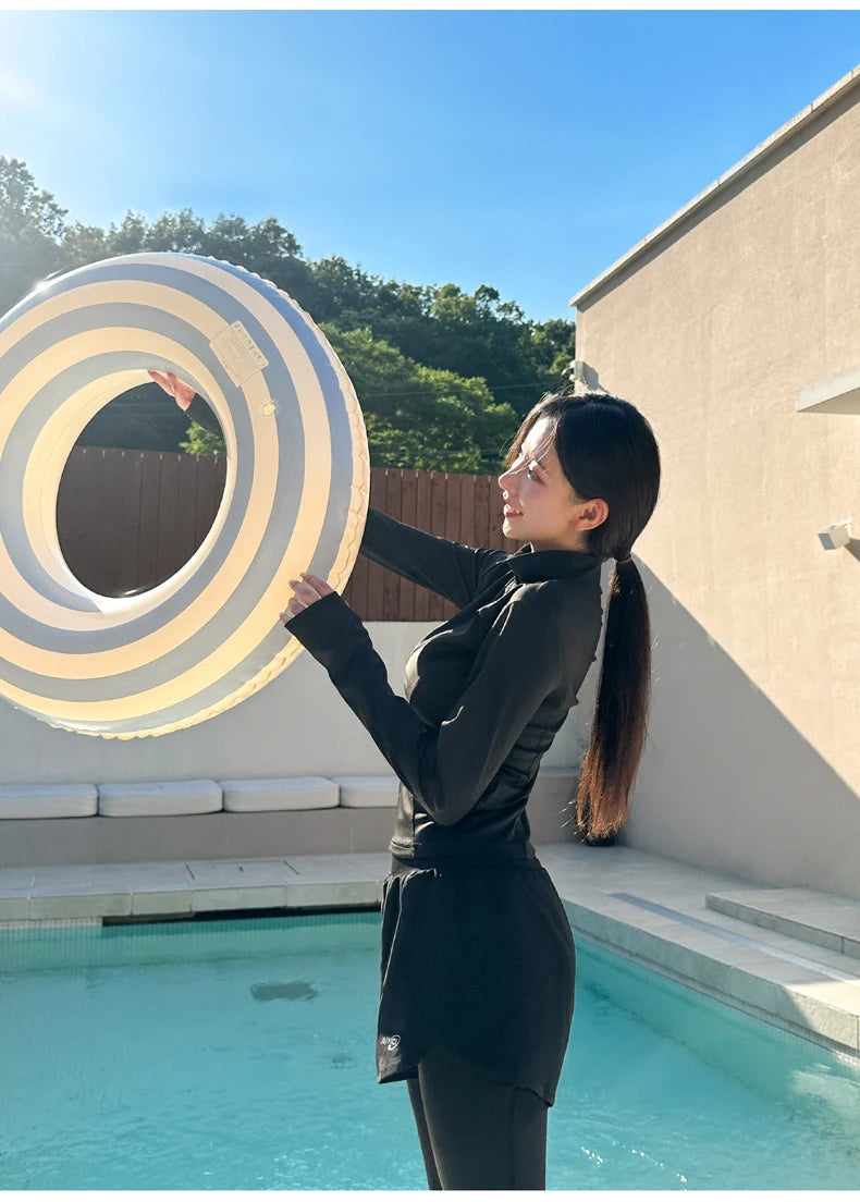 2026 New Women's Wetsuit Two-Piece Long Sleeve Long Pants Swimming Suit Diving Suit Warm Sunscreen Sports Style Separate Briefs