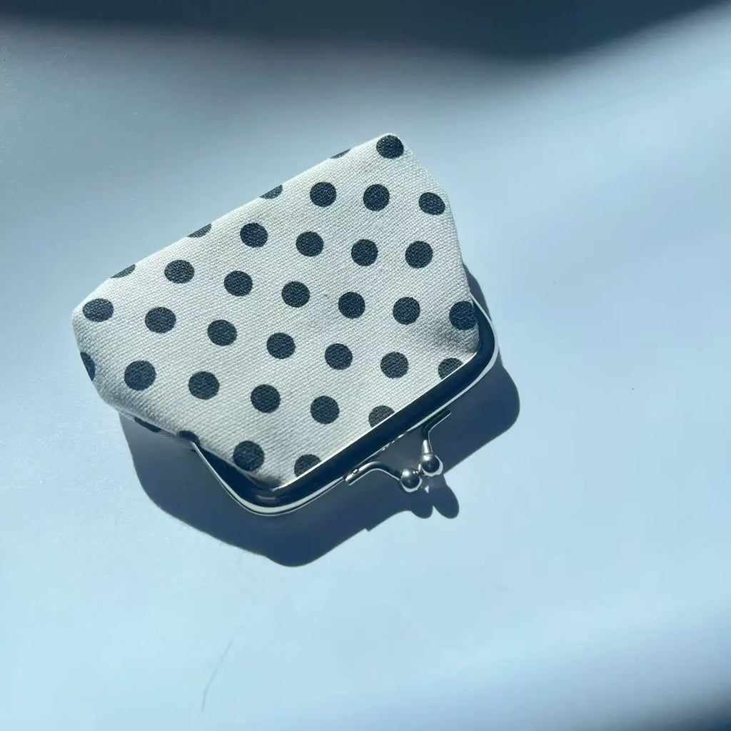 1pc Women's Polka Dot Coin Purse with Lock Closure,(Black/White, Red/White, Yellow/White),Lipstick Storage,Fashionable Accessory