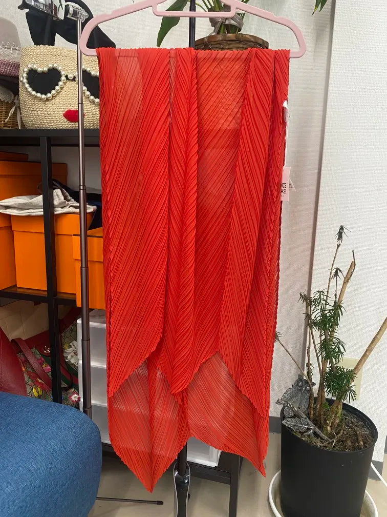 Miyake Pleated Women Scarf Shawl Fabric Korean Fashion Thin Sunscreen Scarf Foulard Femme Luxe Marque Hijabs for Woman