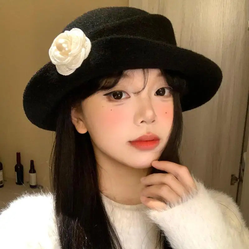 Elegant Autumn/Winter Retro-Styled Ruffled Camellia Heiress Hat for Women, French-style Fishermen's Top Hat.