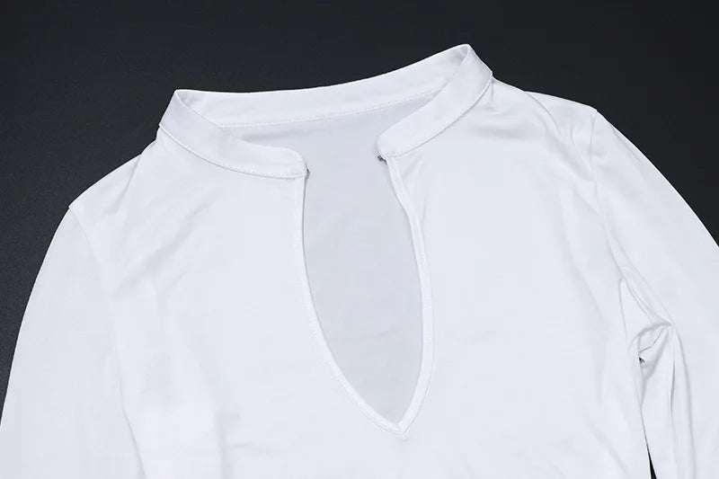 Ladies' sexy long-sleeved one-piece top with cut-out front and low-cut long-sleeved T-shirt for women, suitable for spring and s