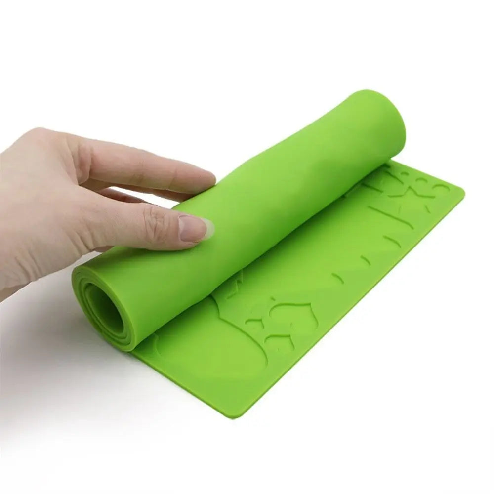 3D Printing Drawing Pen Silicone Design Pad with Basic Stencil Comes with 2 Silicone Finger Cots Excellent 3D Pen Drawing Tool