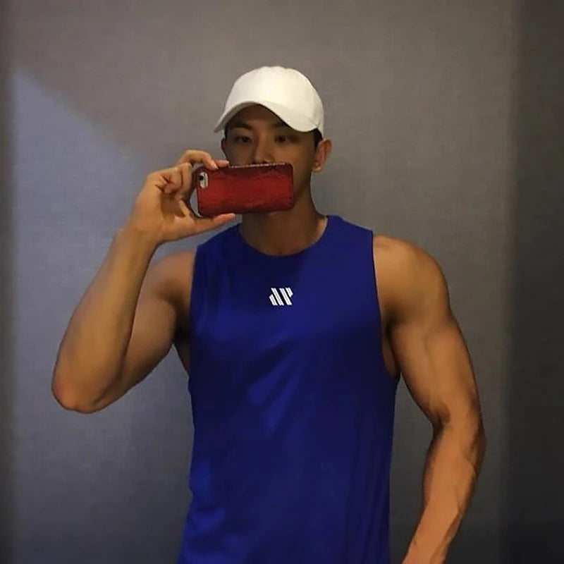 Men's Summer New Fitness Tank Top Gym Workout Sleeveless Shirt Running Apparel Stringer Single Shirt Summer Casual Vest