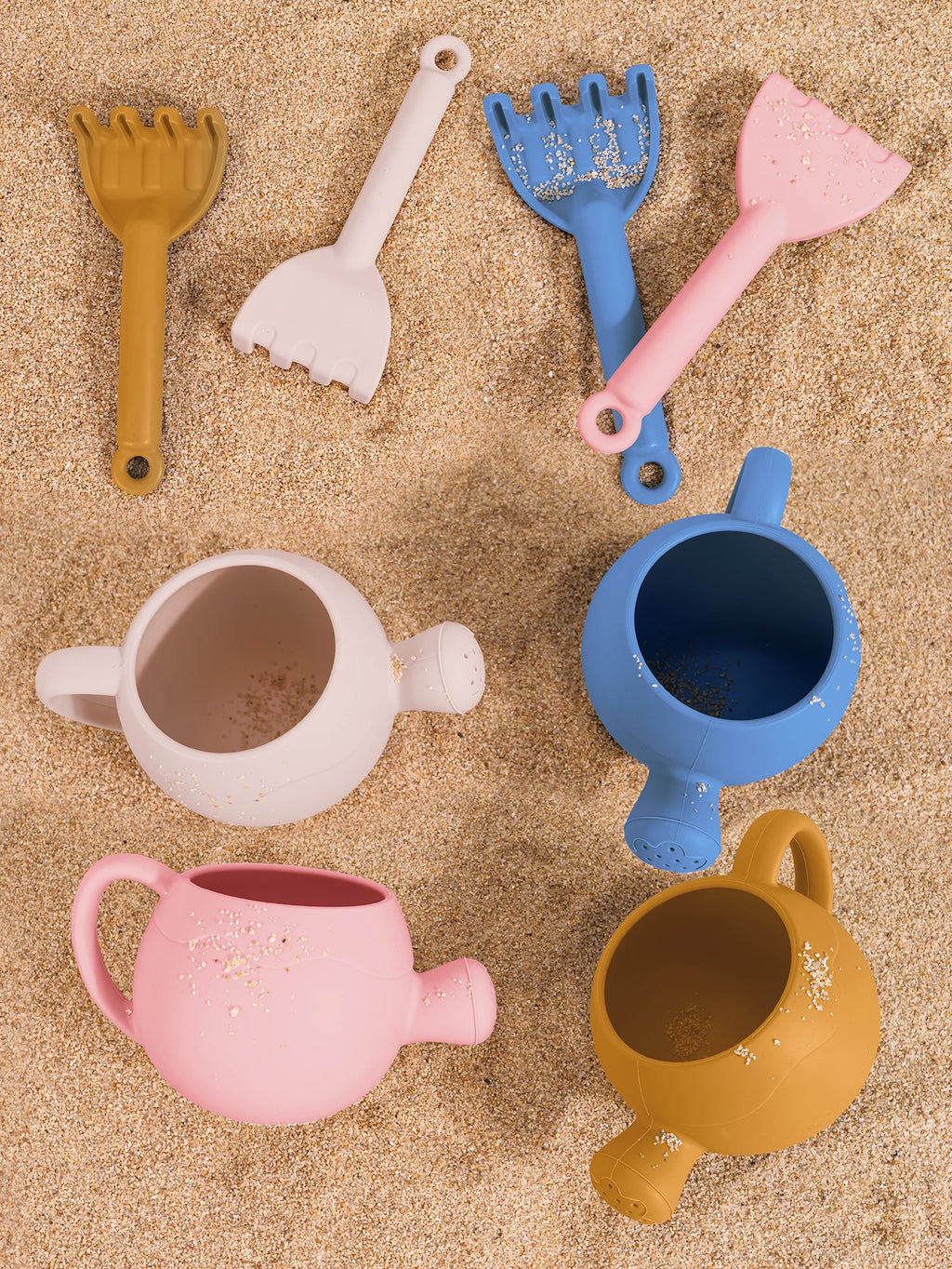 Summer Beach Toys Sand playing tools Soft Silicone Watering Pot Rake Set Play Sand Bucket Shovels Suitable for children outdoors