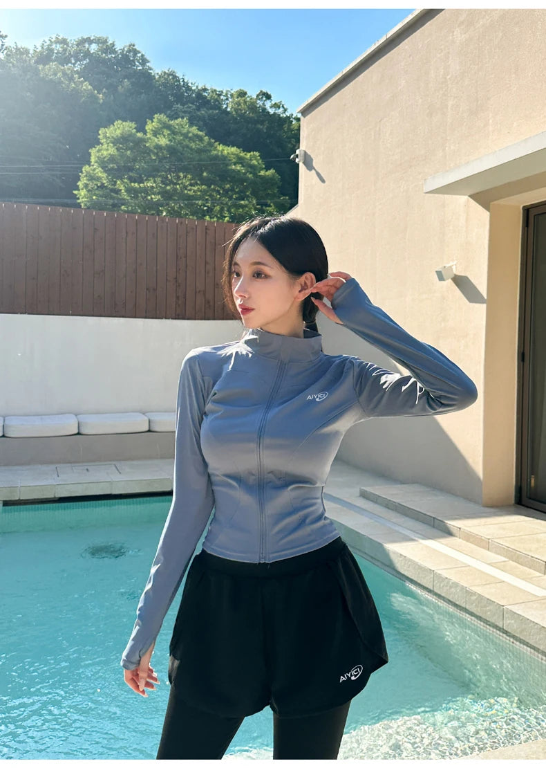 2026 New Women's Wetsuit Two-Piece Long Sleeve Long Pants Swimming Suit Diving Suit Warm Sunscreen Sports Style Separate Briefs