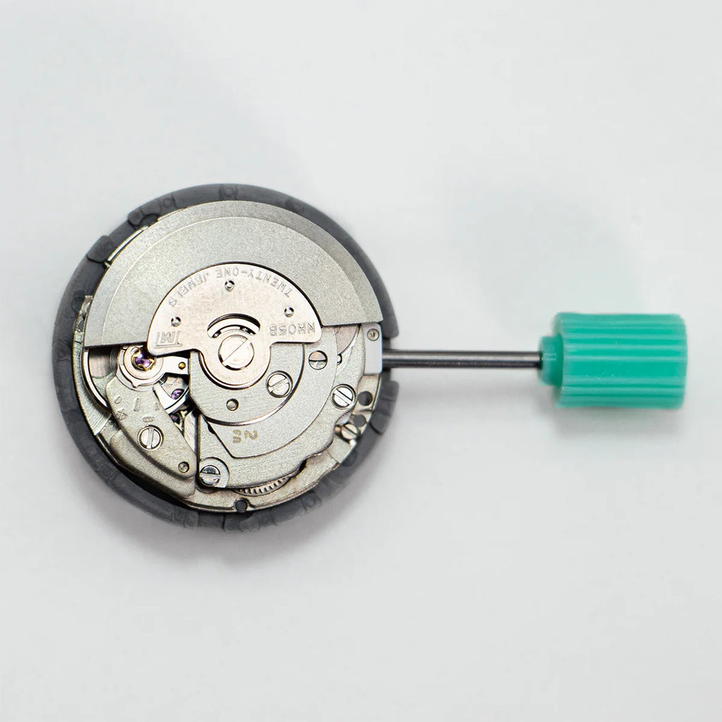 Japan NH05 NH05B Movement 3 Digit Calendar Movement Date Set High Accuracy Automatic Mechanical Watch Wrist Movement