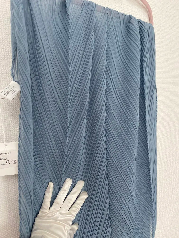 Miyake Pleated Women Scarf Shawl Fabric Korean Fashion Thin Sunscreen Scarf Foulard Femme Luxe Marque Hijabs for Woman