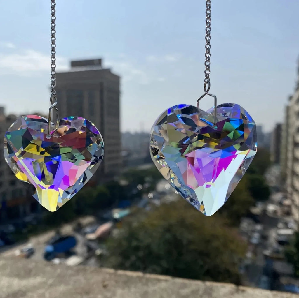 2pcsheart-shaped crystal sun traps, a rainbow-making device for Windows, and a hanging garden sun trap with glass prisms, suitab