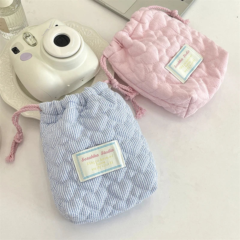 1PCS Portable Travel Camera Organizer Heart Printed Quilted Drawstring Bag Handbag Cosmetic Makeup Lipstick Storage Bag
