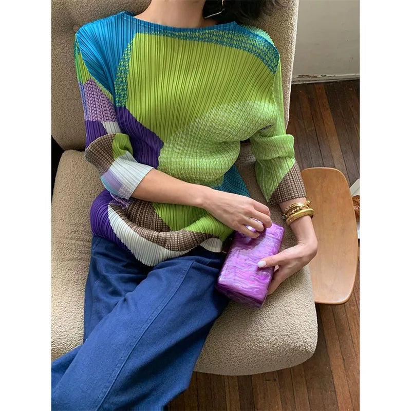 Ladies New Pleated Fabric Blouse Short Sleeve Round Neck Loose T-Shirt With Slim Design And Versatile Spring And Summer T-Shirt