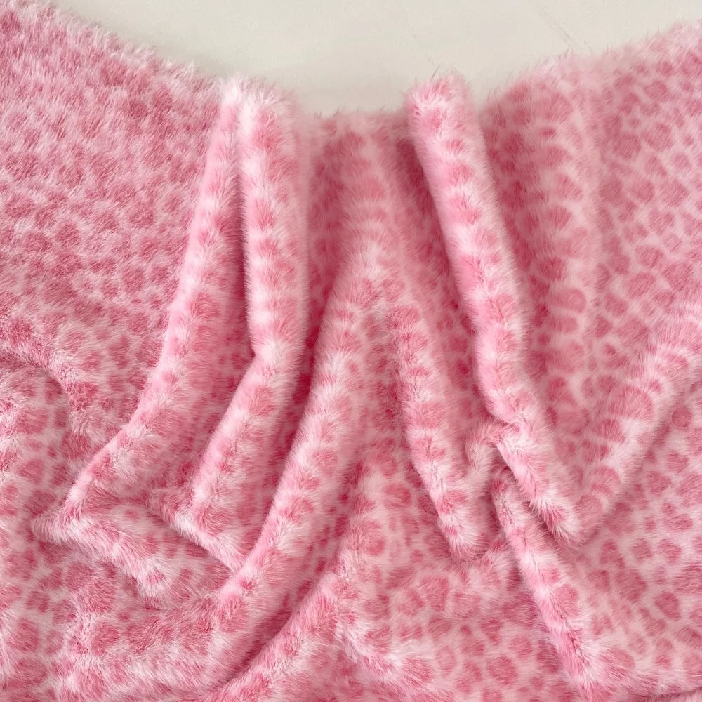 New Fashion Retro Furry Leopard Print Fabric for Handmade Diy Sewing Sofa Pillow Dress Clothing Designer Cloth Material
