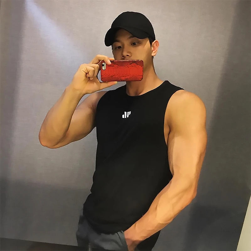 Men's Summer New Fitness Tank Top Gym Workout Sleeveless Shirt Running Apparel Stringer Single Shirt Summer Casual Vest