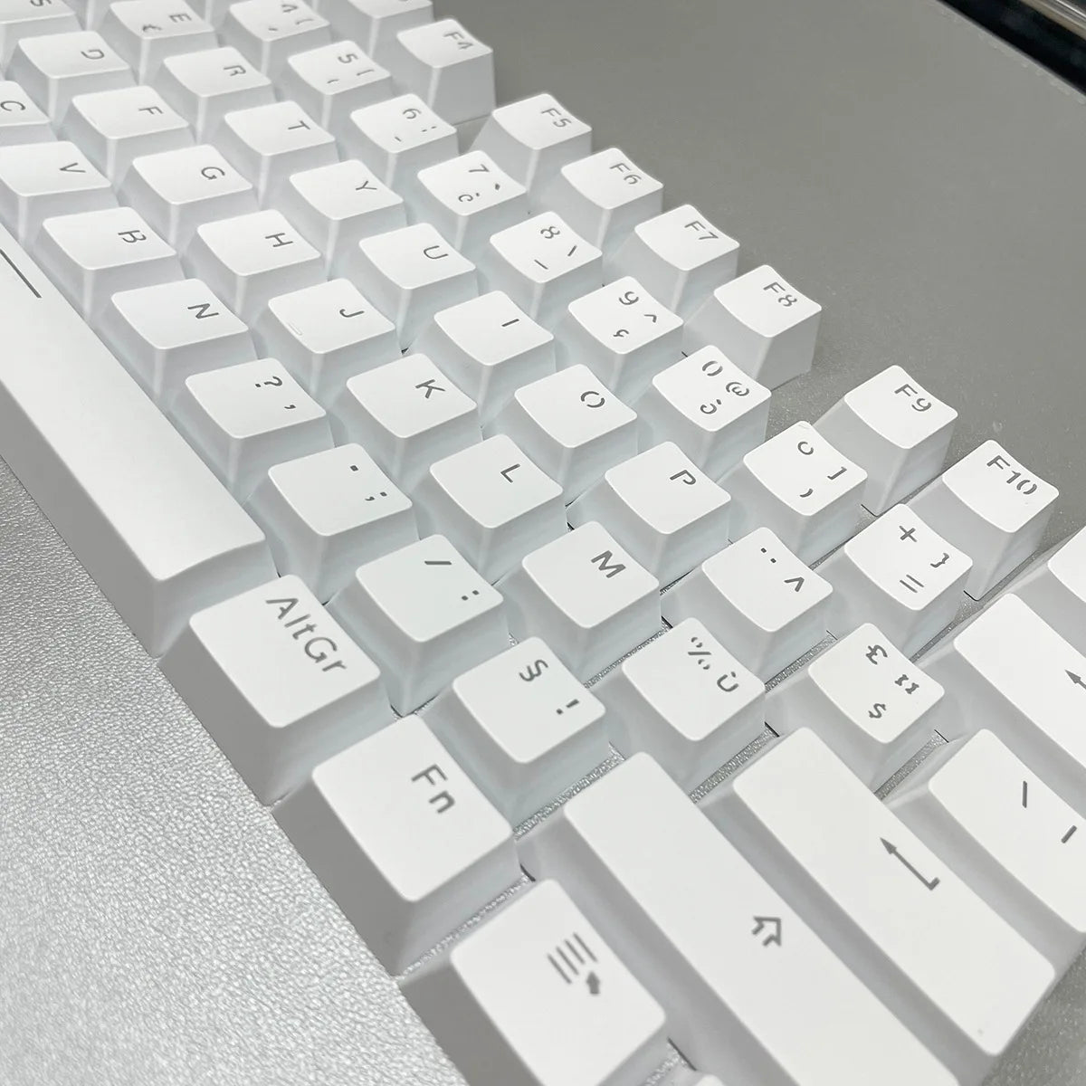 Russian Keycaps Spanish Arabic Korean Portuguese French German Thai Letters Translucent Keycaps For Cherry MX Switch 104 Key LK1