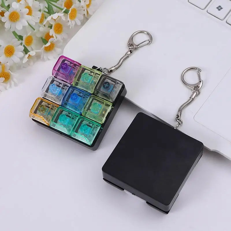 Button Keycap  Keychain 9 Keys Keyboard Decompression Toys DIY Keyboard Keychain Toys For Adult Gifts To Relief Pass Time