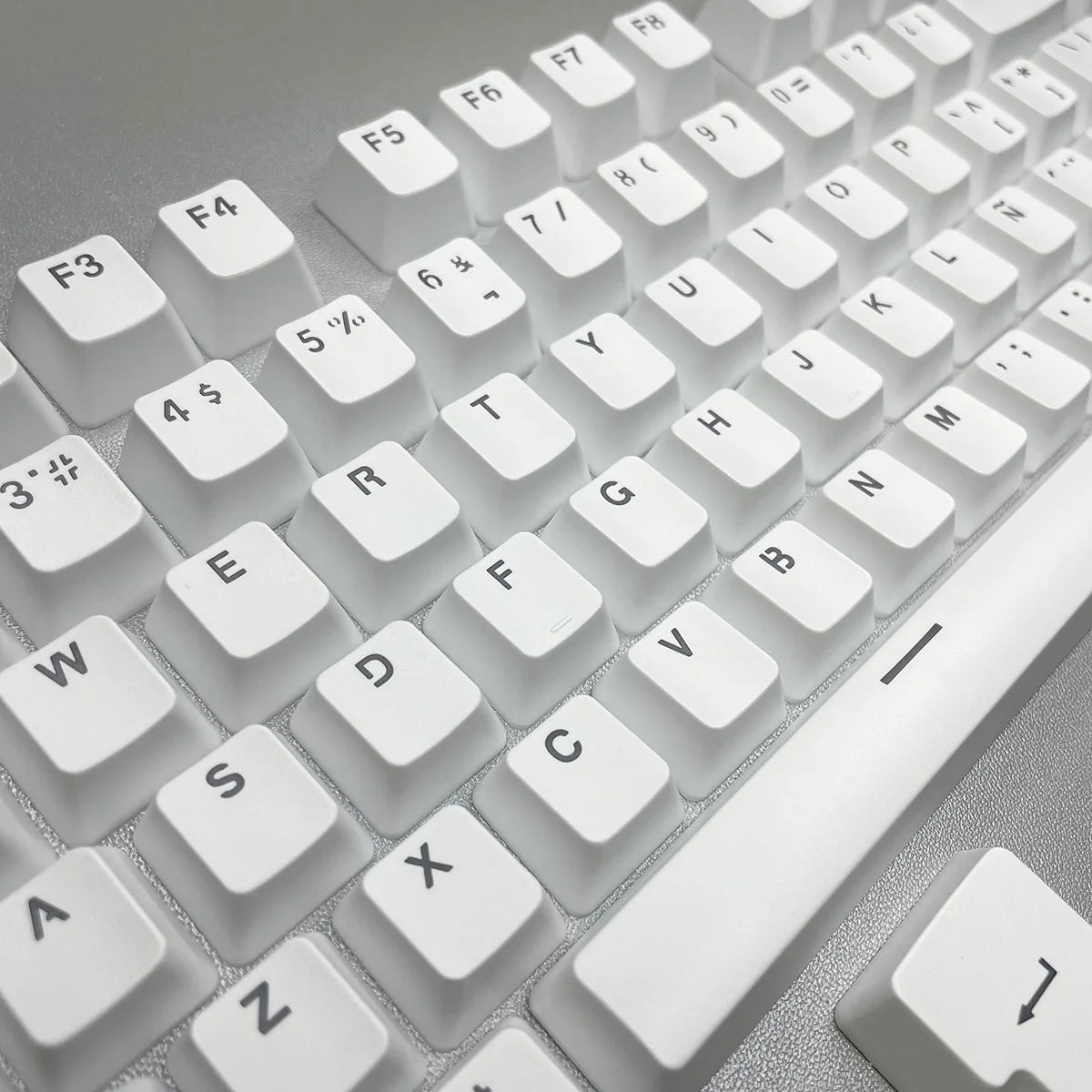 Russian Keycaps Spanish Arabic Korean Portuguese French German Thai Letters Translucent Keycaps For Cherry MX Switch 104 Key LK1