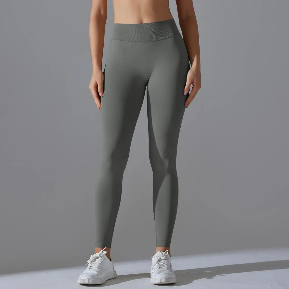 Outdoor Seamless Sports Leggings High Waist Quick-drying Yoga Running Fitness Pants Women's Peach Hip-lifting Leggings Sports