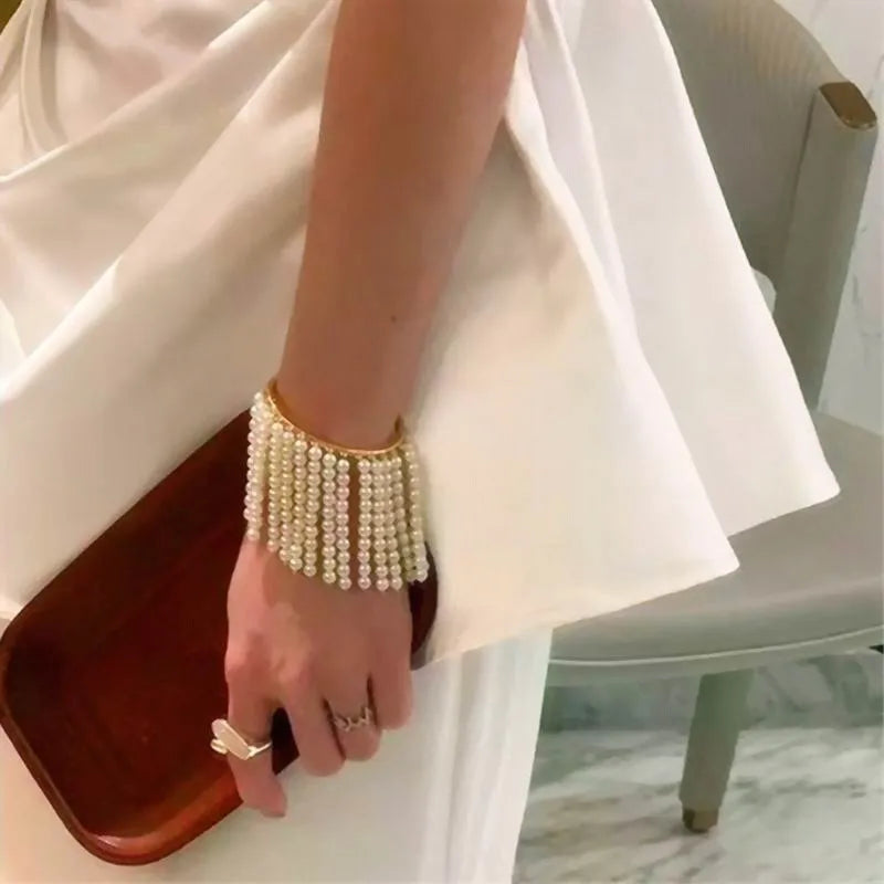 Luxury New Pearl Tassel Bracelet For Women Creative Fashion Designers Wedding Party Bracelets Bangles