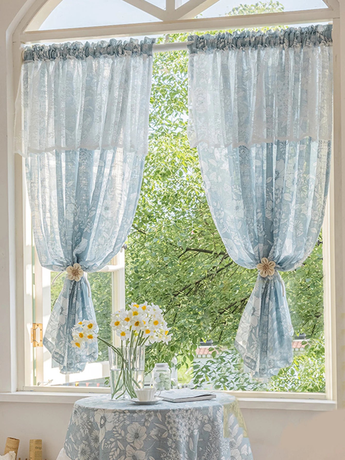 1pc French light luxury bay window small fresh window screen sunscreen short curtain semi-shading through the rod