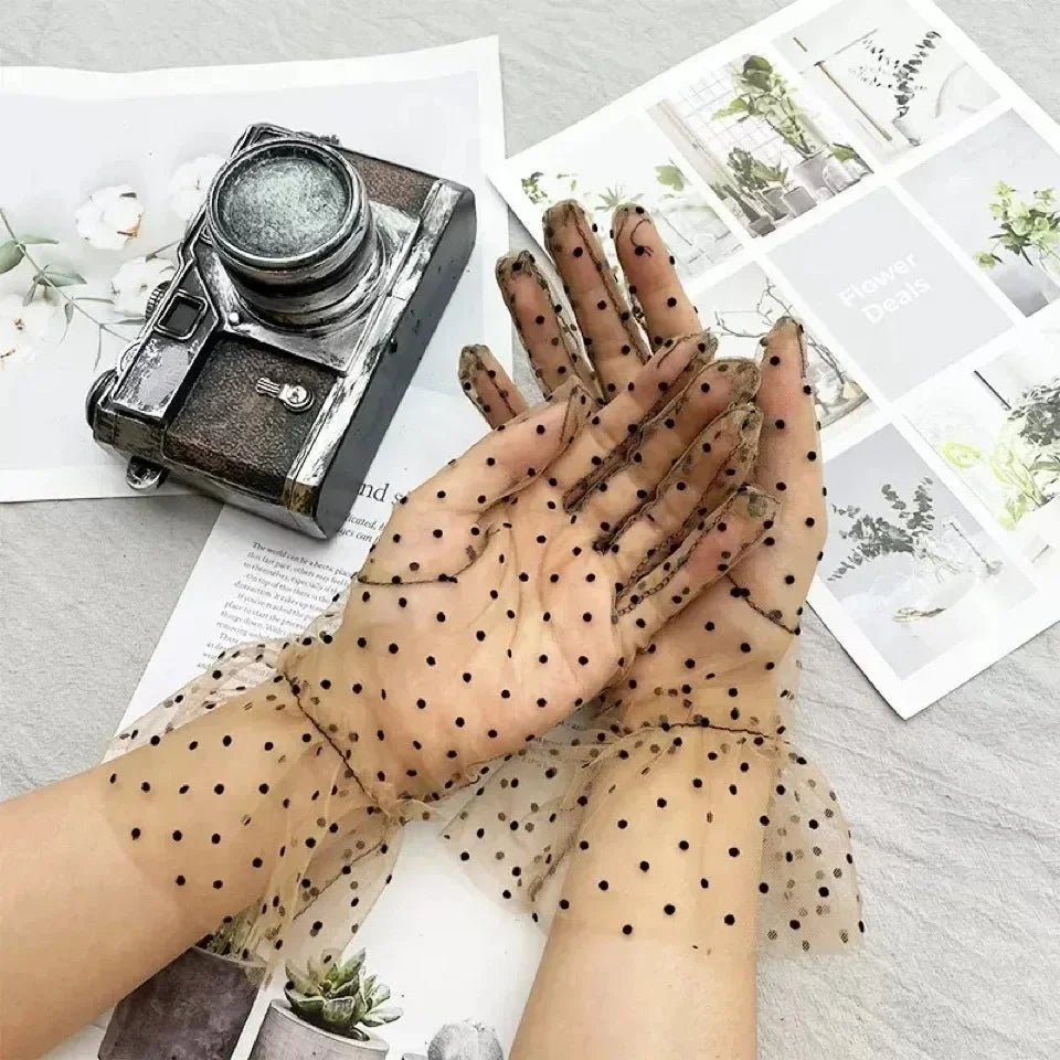 1/2/3/4Pairs Women'S Sexy Mesh Gauze Wavy Dot Lace Gloves Fashion Sunscreen Breathable Lace Bridal Wedding Etiquette Gloves