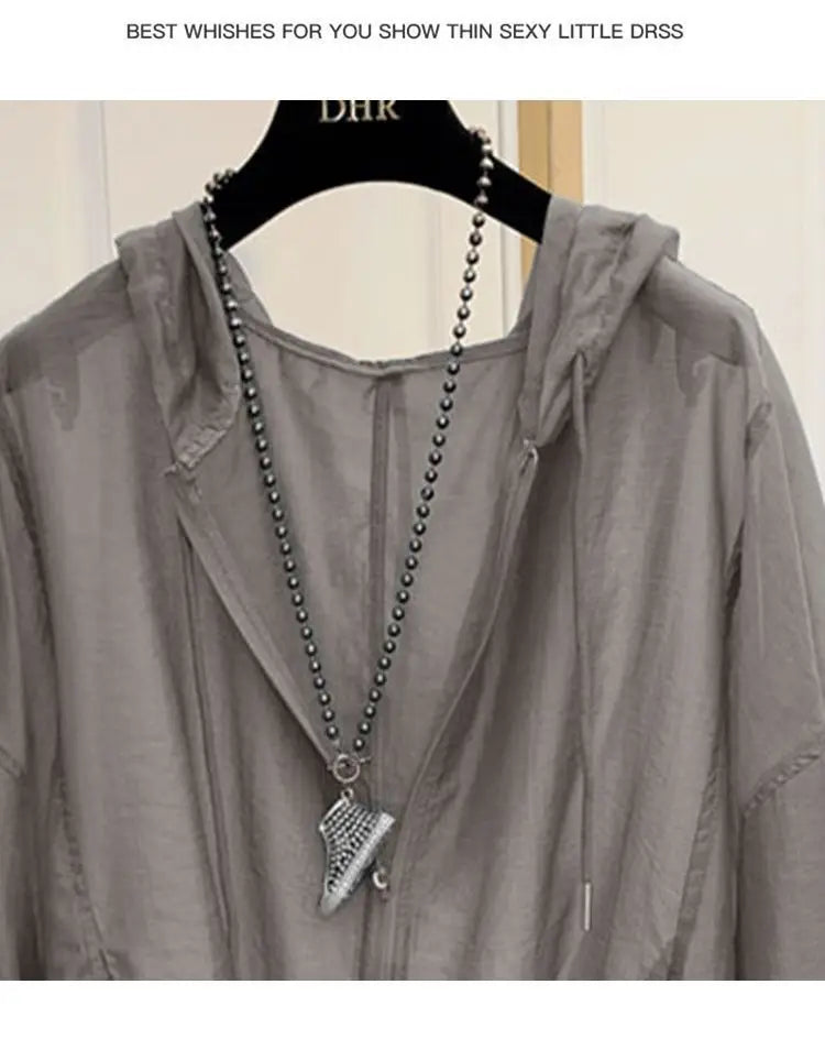2025 New Ice Silk Thin Sunscreen Coat Women's Jacket Loose Sun Protection Shirt Hooded Top Summer Breathable Lightweight Shirt