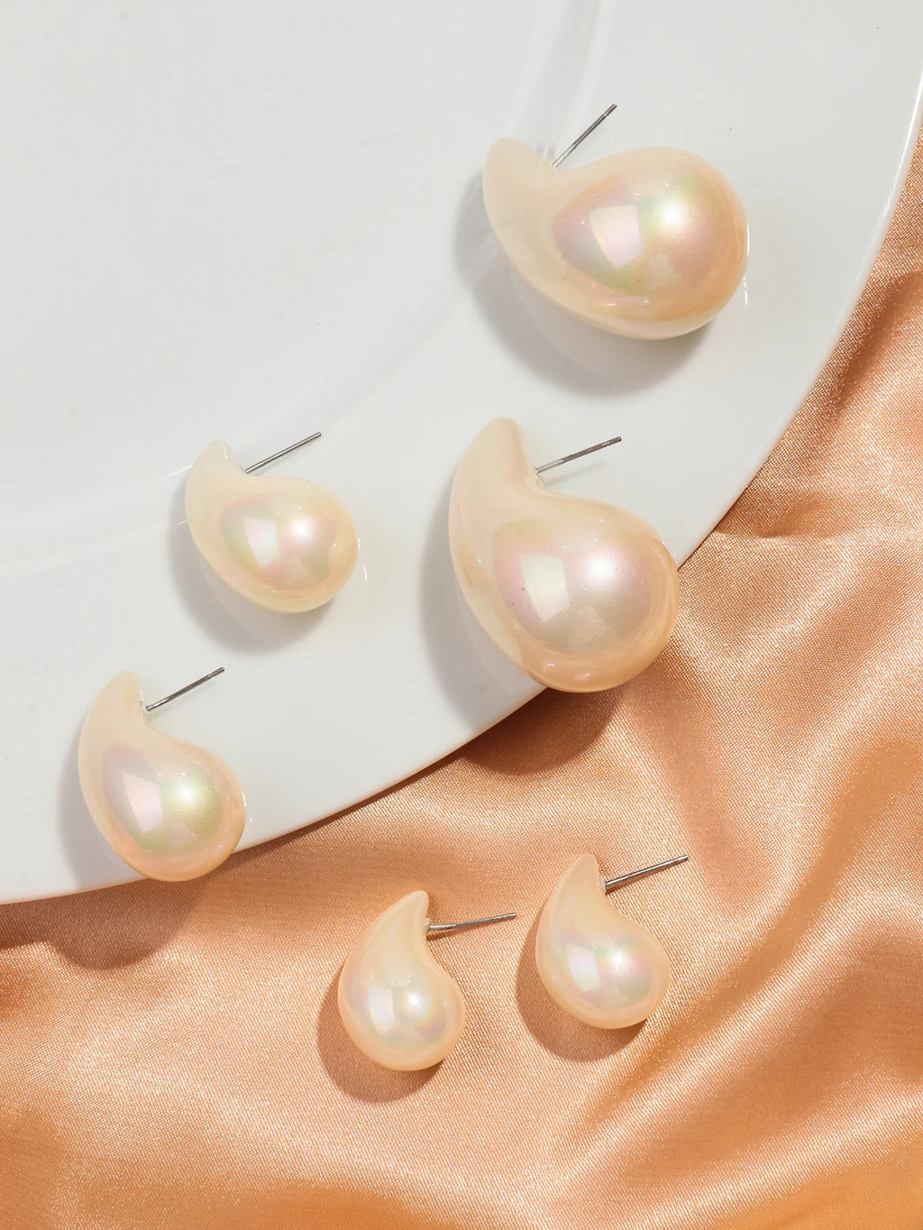 Trendy Acrylic Imitation Pearl Chunky  Dupes Waterdrop Earrings for Women Teardrop Dome Earrings 2024 Luxury Jewelry Gifts