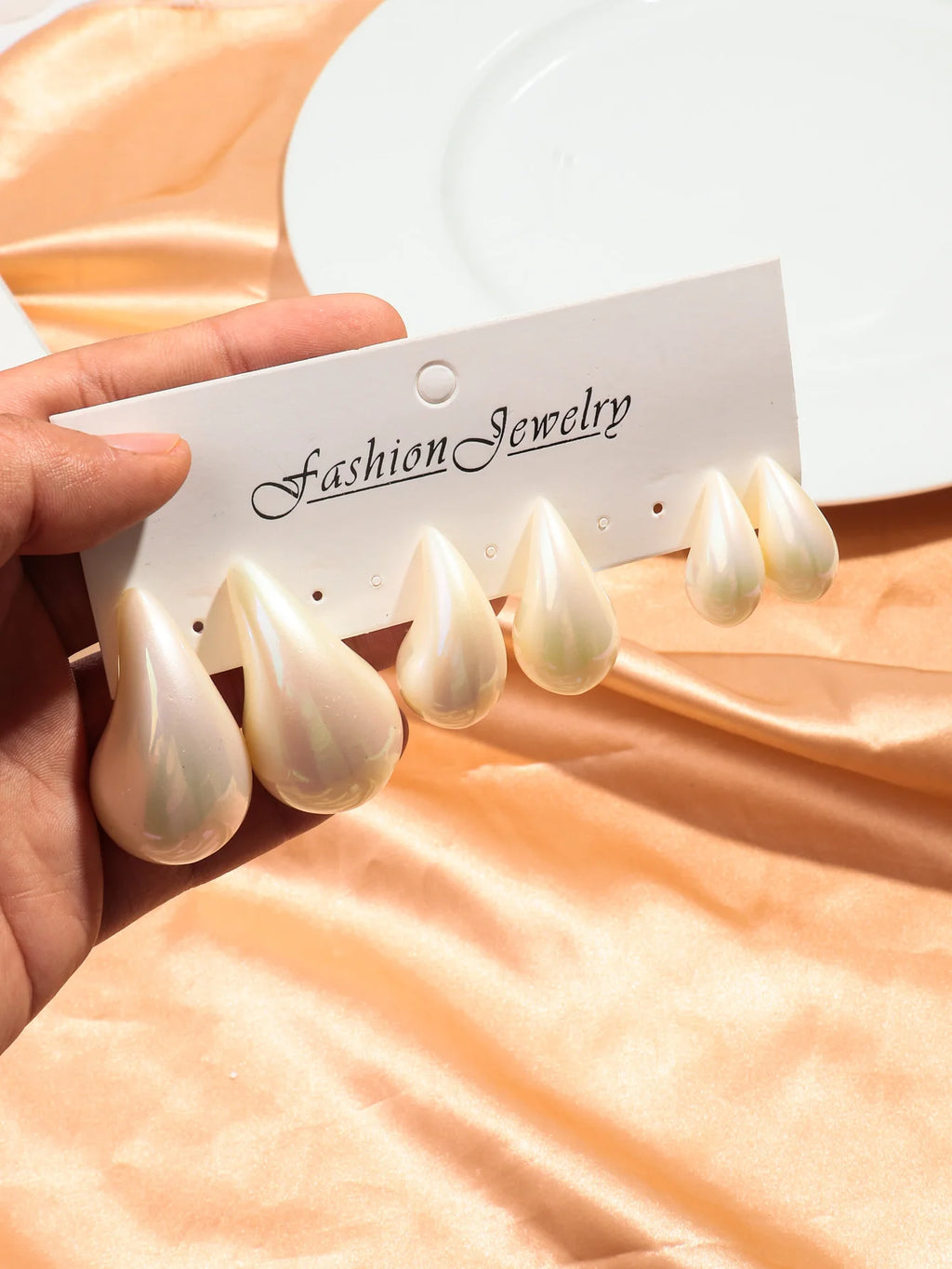 Trendy Acrylic Imitation Pearl Chunky  Dupes Waterdrop Earrings for Women Teardrop Dome Earrings 2024 Luxury Jewelry Gifts