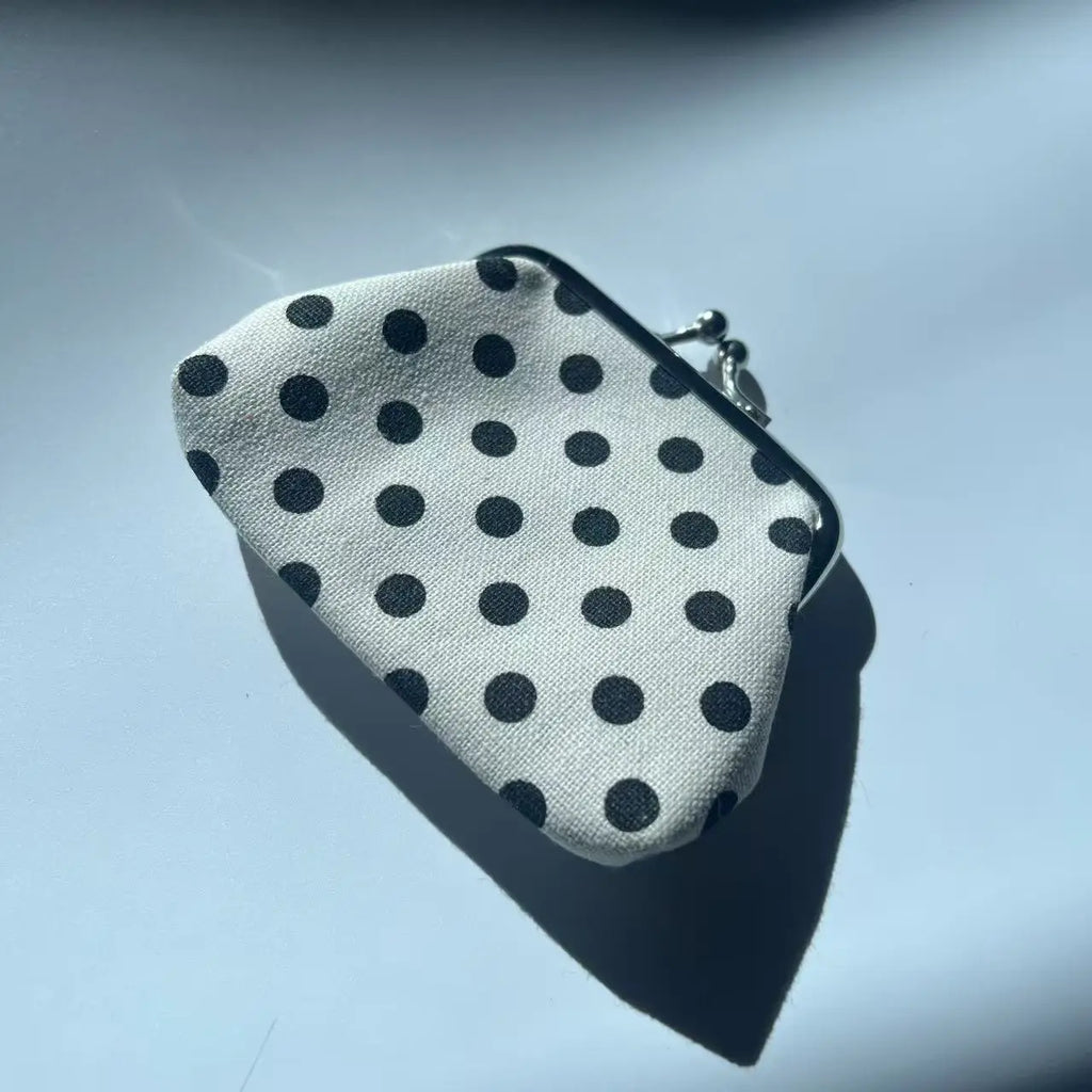 1pc Women's Polka Dot Coin Purse with Lock Closure,(Black/White, Red/White, Yellow/White),Lipstick Storage,Fashionable Accessory