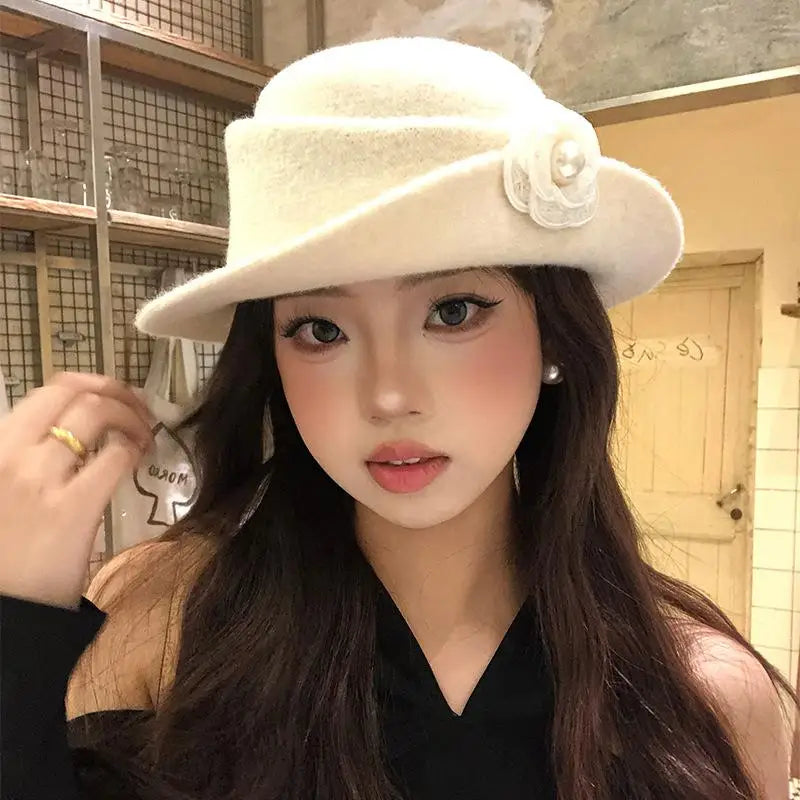 Elegant Autumn/Winter Retro-Styled Ruffled Camellia Heiress Hat for Women, French-style Fishermen's Top Hat.