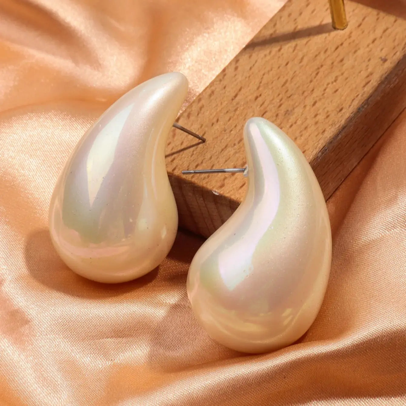 Trendy Acrylic Imitation Pearl Chunky  Dupes Waterdrop Earrings for Women Teardrop Dome Earrings 2024 Luxury Jewelry Gifts