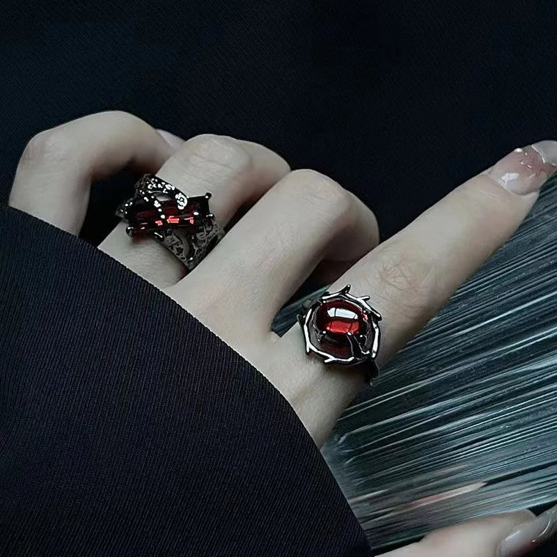 Best Sellers! Hollow out retro geometric ring