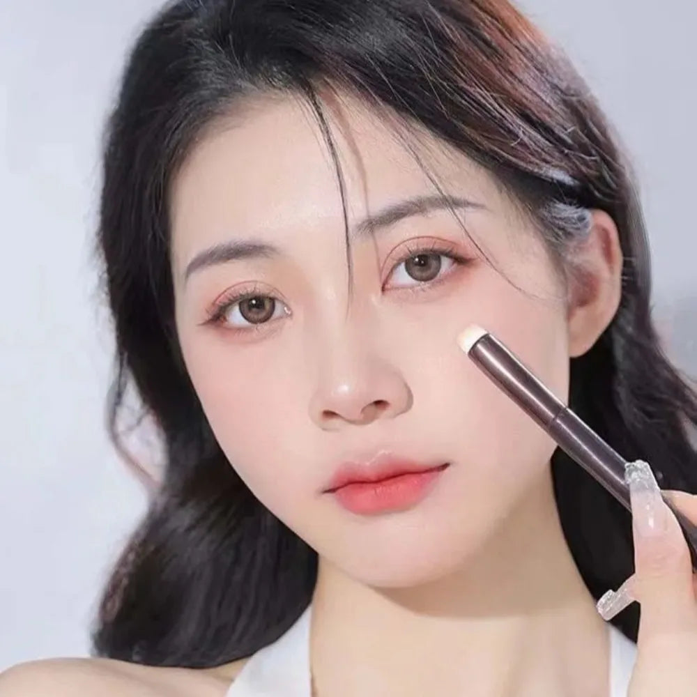 Professional Lip Brush Multifunctional Foundation Contour Makeup Brush Lipstick Dyeing Lip Smudging Blush Brush Cosmetic Tool