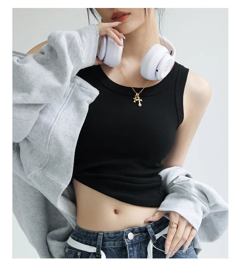 Women Thread Tank Tops With Built In Bra Padding Summer 2025 Trend Solid Outerwear Camisole Stretch Sleeveless White Tops Women