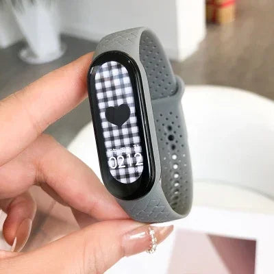 Carbon fiber strap For Xiaomi Mi Band 7 nfc Wristband smartwatch watchbands silicone bracelet correa Mi Band 6 4 5 3 accessories