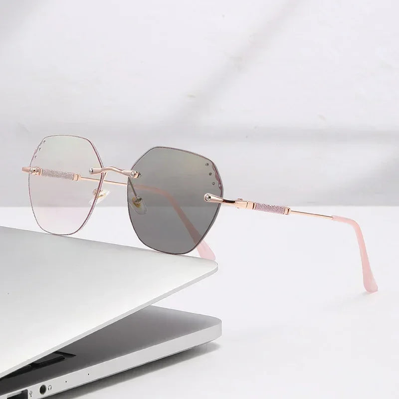 Shining Rimless Photochromic Myopia Glasses for Women Oversize Blue Light Blocking Computer GLasses UV Protection Sunglasses