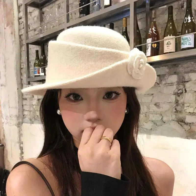 Elegant Autumn/Winter Retro-Styled Ruffled Camellia Heiress Hat for Women, French-style Fishermen's Top Hat.