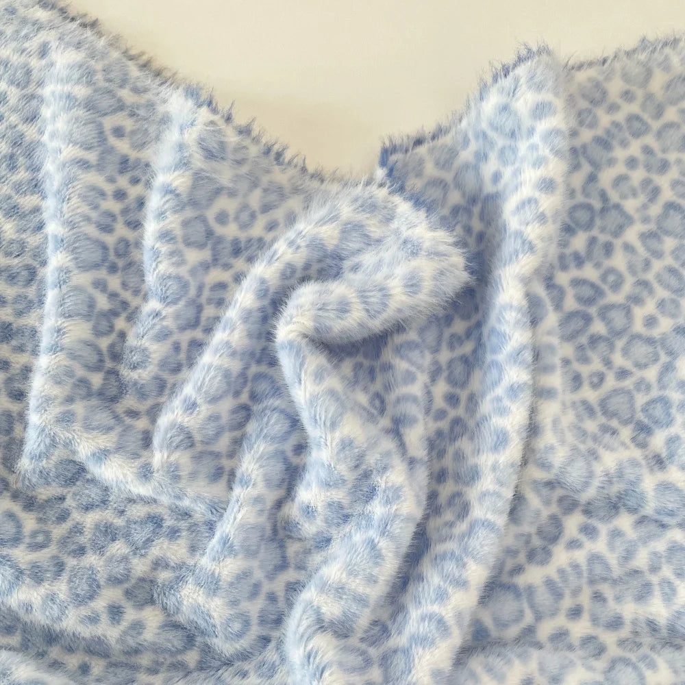New Fashion Retro Furry Leopard Print Fabric for Handmade Diy Sewing Sofa Pillow Dress Clothing Designer Cloth Material