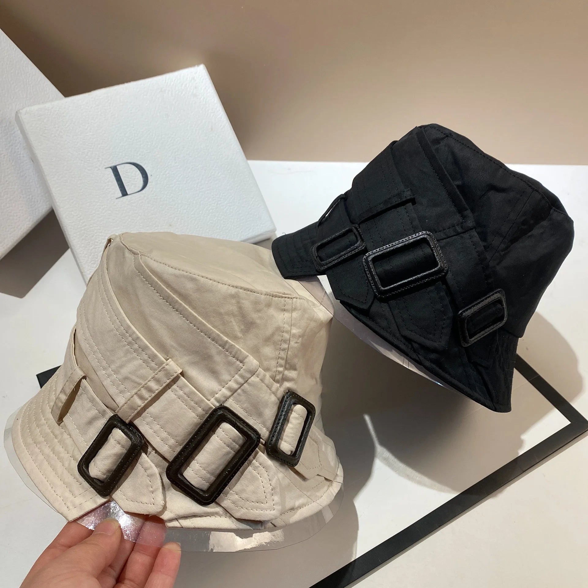 Luxury Panama Belt Buckle Bucket Hat Outdoor Sunscreen Women's Fisherman Hat Fashion Casual Beach Sun Hats Flat Top Basin Cap