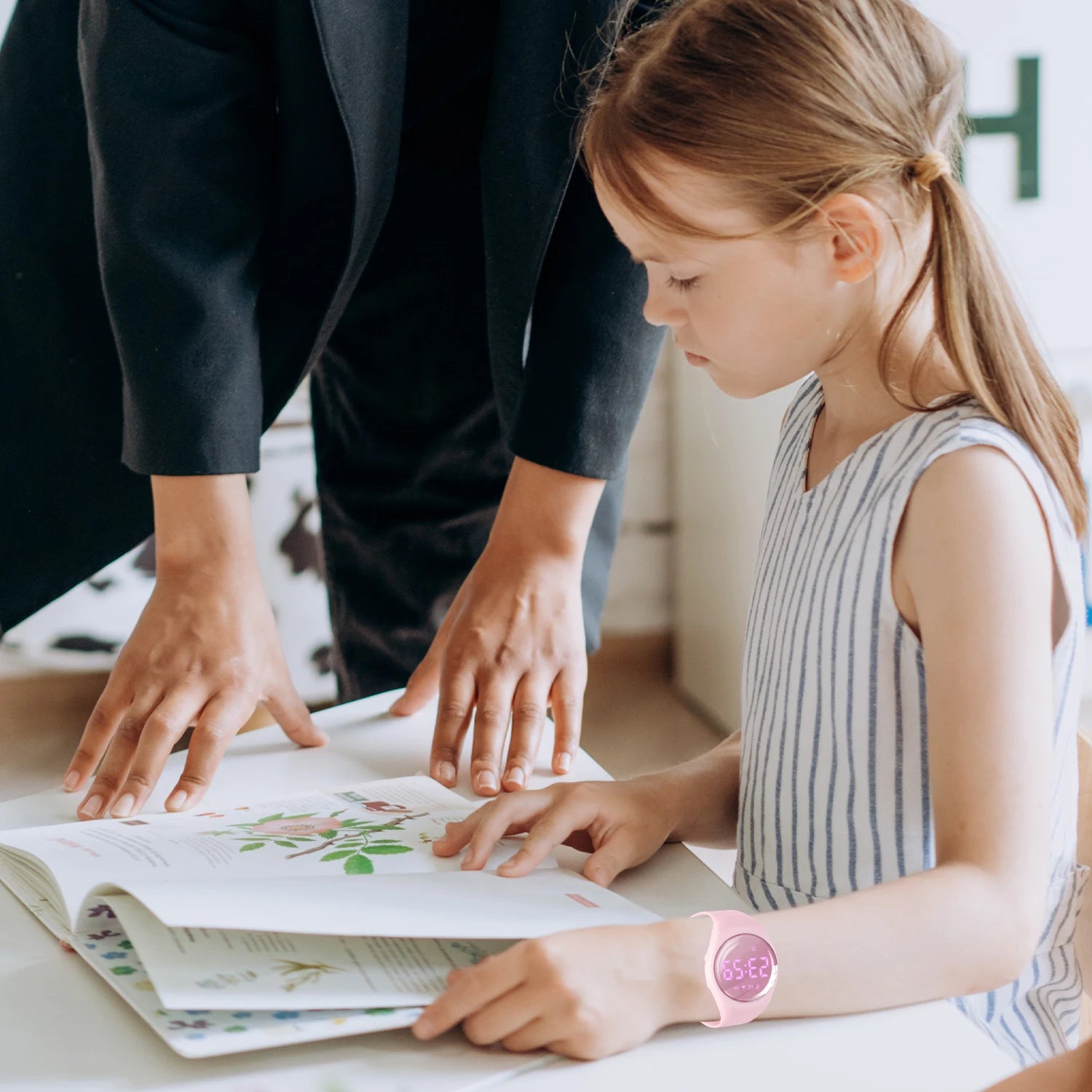Fitness Tracker Watch for Boys Girls Digital Sport Watch for Kids with Pedometer