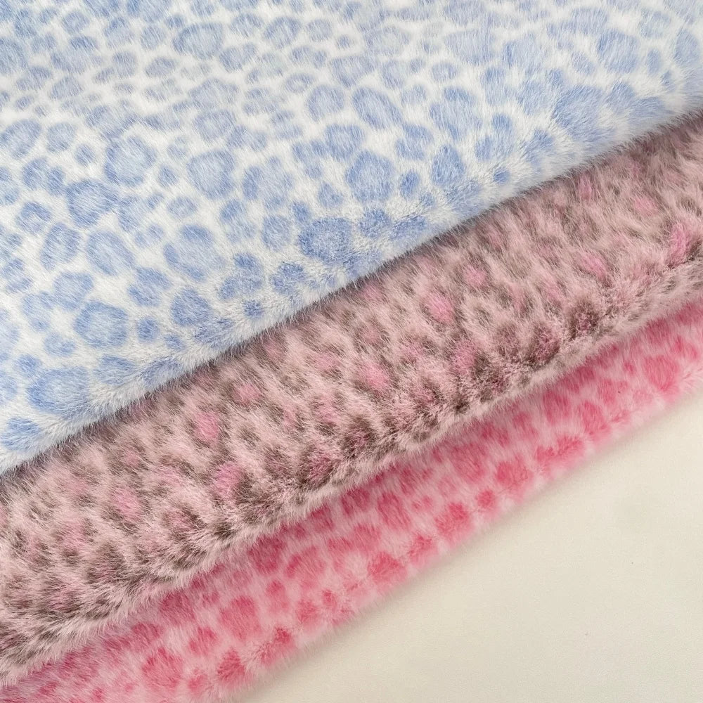 New Fashion Retro Furry Leopard Print Fabric for Handmade Diy Sewing Sofa Pillow Dress Clothing Designer Cloth Material